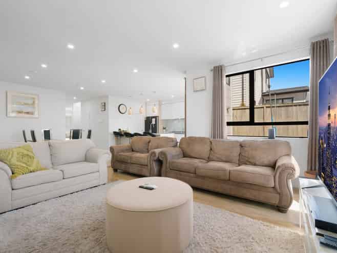 7  Cyperus Street, Flat Bush