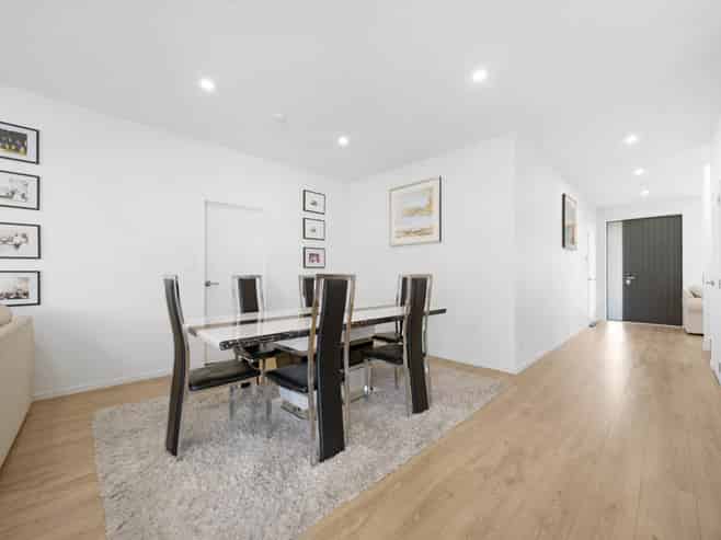 7  Cyperus Street, Flat Bush