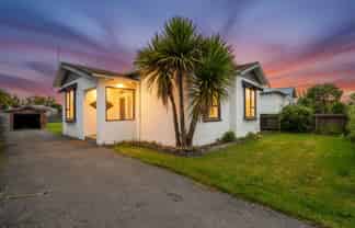 27 Lowe Street, AVENAL