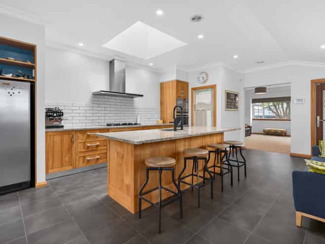 6 Bauchop Road, Waterloo