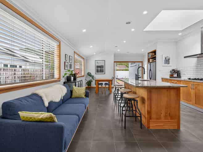 6 Bauchop Road, Waterloo