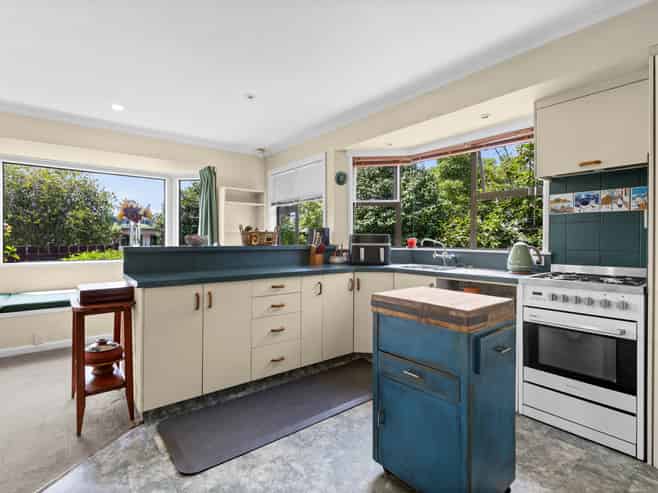 12 Veronica Avenue, Marewa