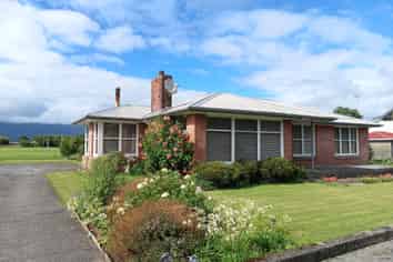 69 Eastons Road, Westport