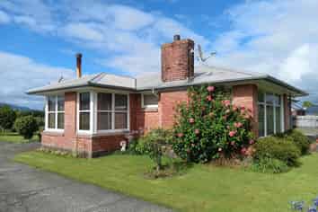 69 Eastons Road, Westport