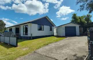 100A Hilton Drive, Whangamata