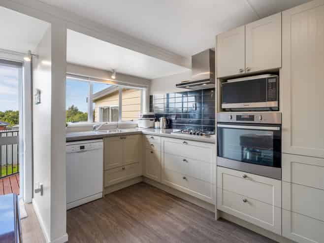 14 Jones Street, Waikouaiti