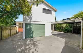 96 & 96A Queen Street, Northcote Point