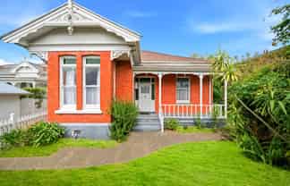 96 & 96A Queen Street, Northcote Point