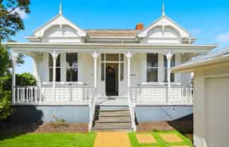 94 Queen Street, Northcote Point