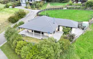 1/10 Valley Road, Greta Valley