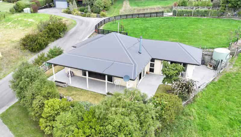 1/10 Valley Road, Greta Valley