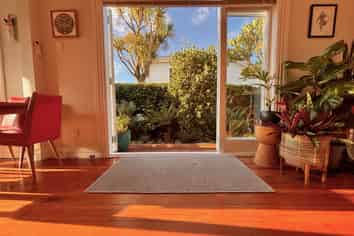 6 Seddon Terrace, Newtown