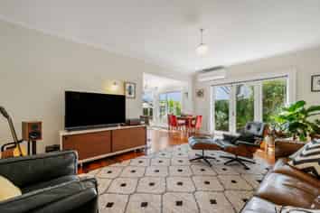 6 Seddon Terrace, Newtown