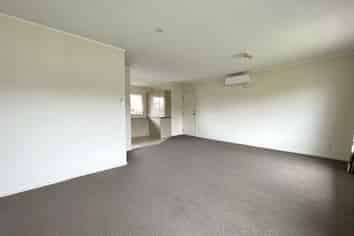 4B Reid Road, New Lynn