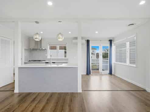 68, 68A-B Sunnynook Road, Forrest Hill