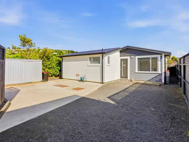 178 Victoria Road, Saint Clair
