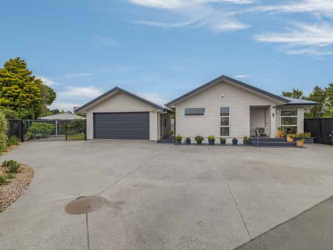 10 Cowper Place, Avondale