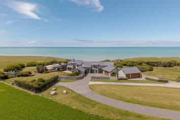 412 Corbetts Road South, Wakanui