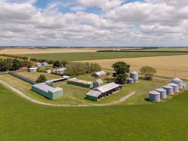 412 Corbetts Road South, Wakanui