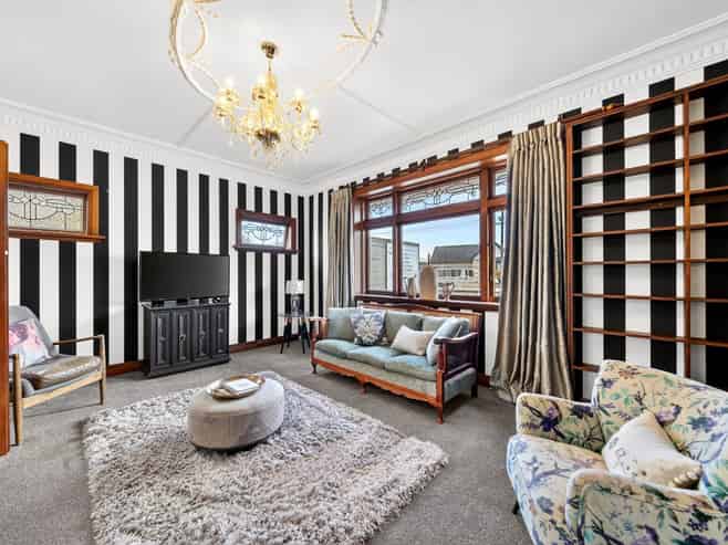 106 Lincoln Road, Masterton