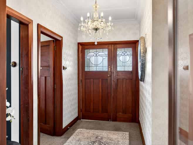 106 Lincoln Road, Masterton