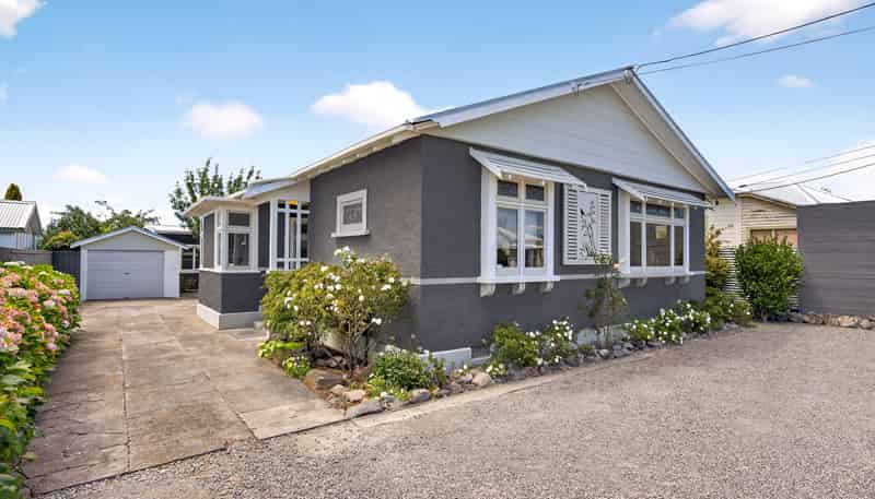 106 Lincoln Road, Masterton