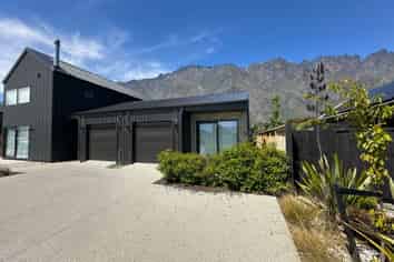 A/77 Spur Ridge Rise, Jacks Point