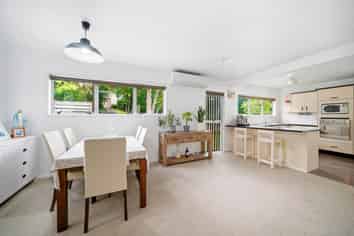 13 Caram Place, Birkenhead