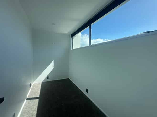 17 Kurahaupo Street, Orakei