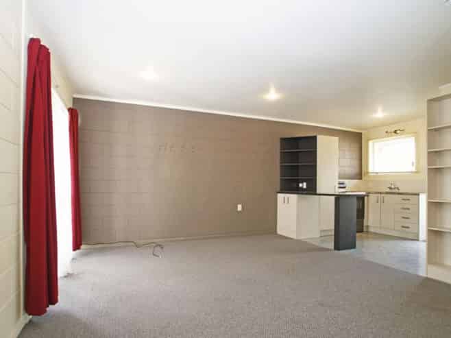 2/110 Firth Street, Hamilton East