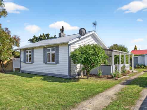 96 Villa Street, Masterton