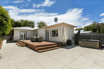 29 Massey Crescent, Saint Albans