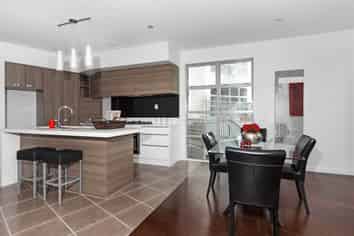 73 Gibraltar Crescent, Parnell