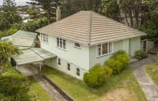 15 Spur Grove, Titahi Bay