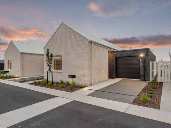 1 and 3 Shrubbery Lane, Rolleston