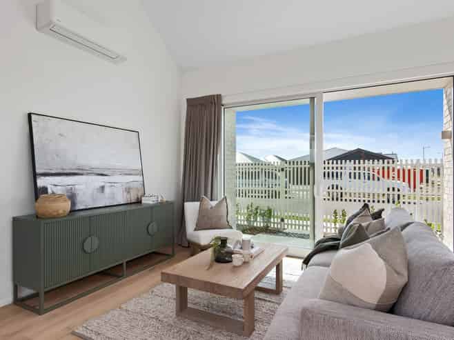 1 and 3 Shrubbery Lane, Rolleston