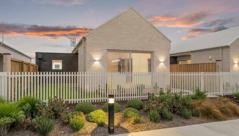 1 and 3 Shrubbery Lane, Rolleston