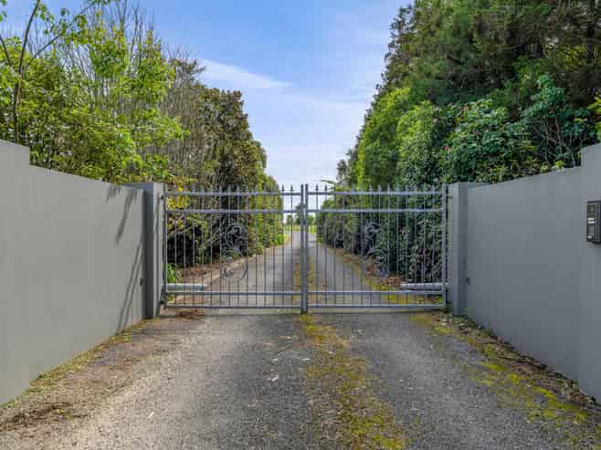 550 Mountain Road, Lepperton