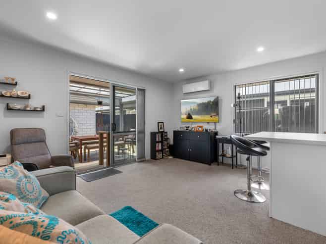 12 Arrow Close (Dunes Lifestyle Village), Papamoa