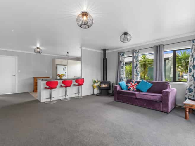 51 Valley Road, Hikurangi