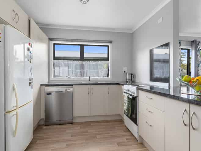 51 Valley Road, Hikurangi