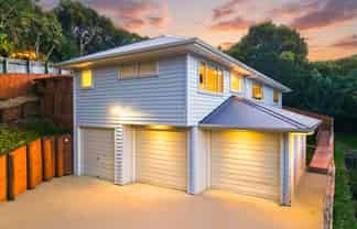 13A  Squirrel Lane, Browns Bay