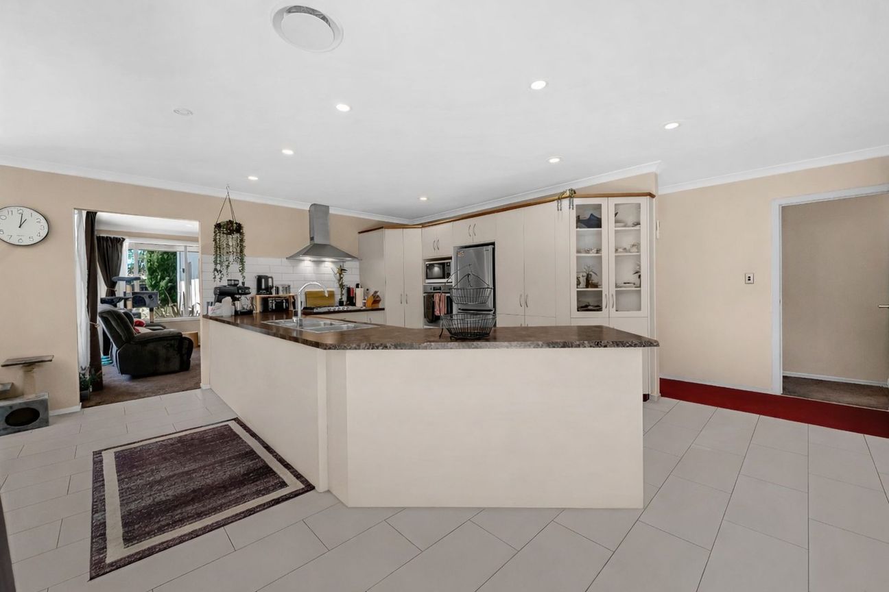Opportunity in Buckland.  Vendors Need This Sold – pohled 4