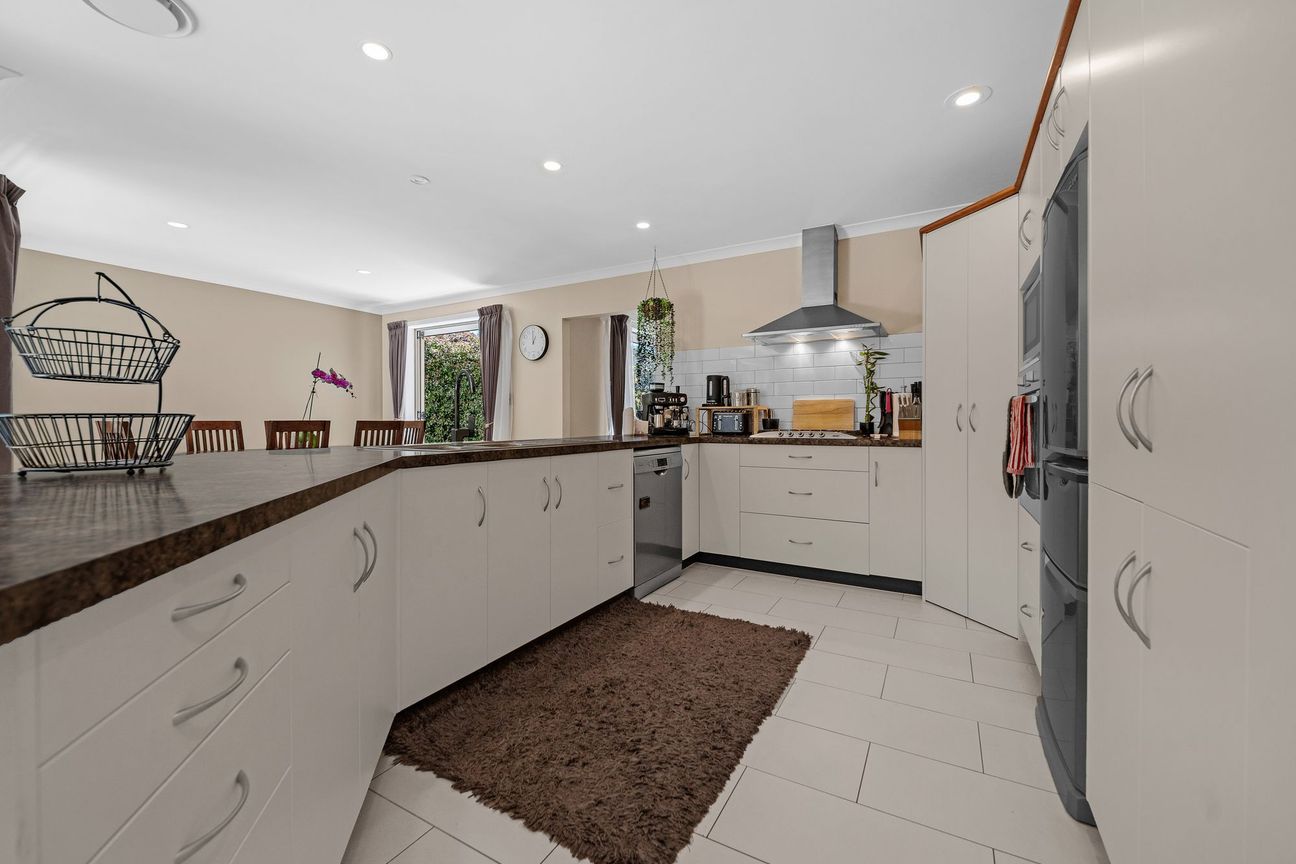 Opportunity in Buckland.  Vendors Need This Sold – pohled 6