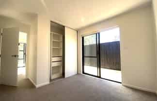 2/40D Arran Road, Browns Bay