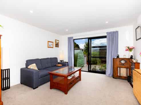 41 Te Ara o Papatahi, Wainuiomata