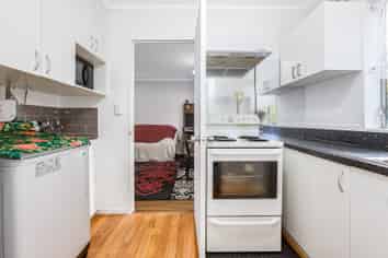 2/84 Rintoul Street, Newtown