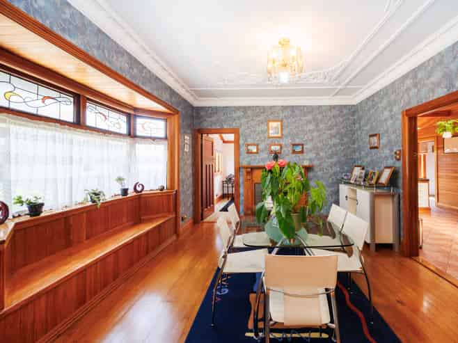 18 Miro Street, Takaro