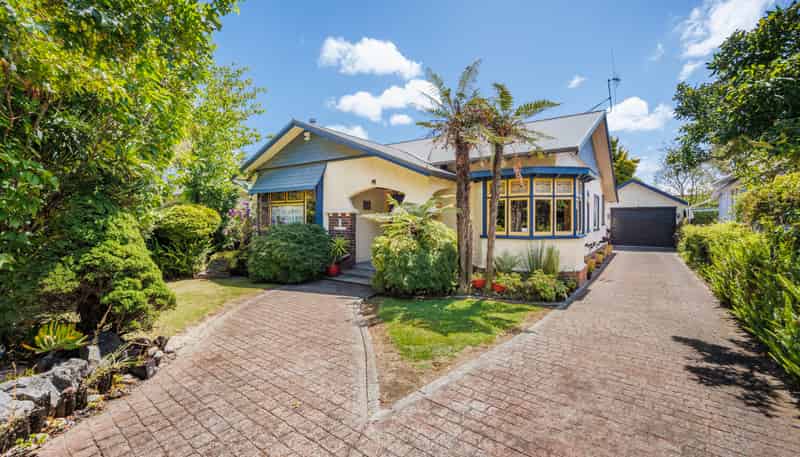 18 Miro Street, Takaro