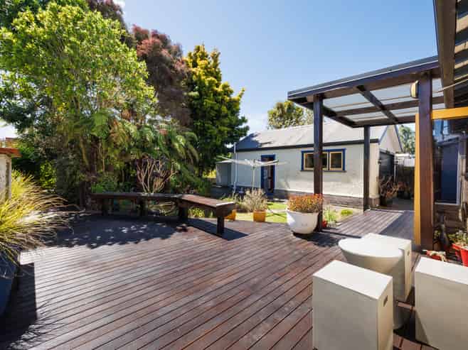 18 Miro Street, Takaro